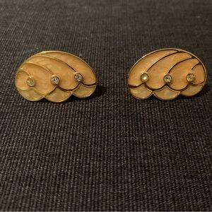 KJL for Avon Kenneth Jay Lane 1988 Papillon Collection Clip Earring, like new
